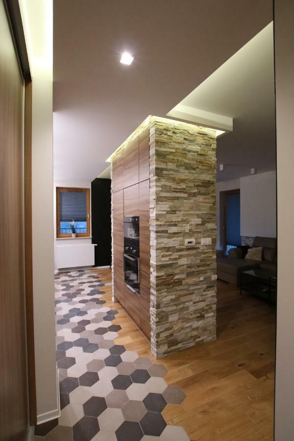 Apartament "Park Lotnikow" Krakau Buitenkant foto