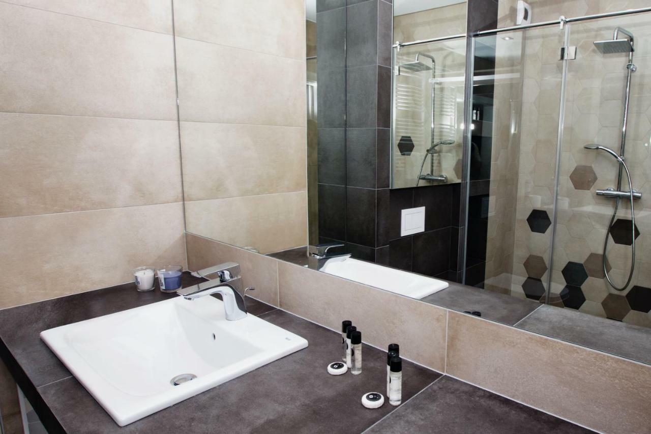 Apartament "Park Lotnikow" Krakau Buitenkant foto
